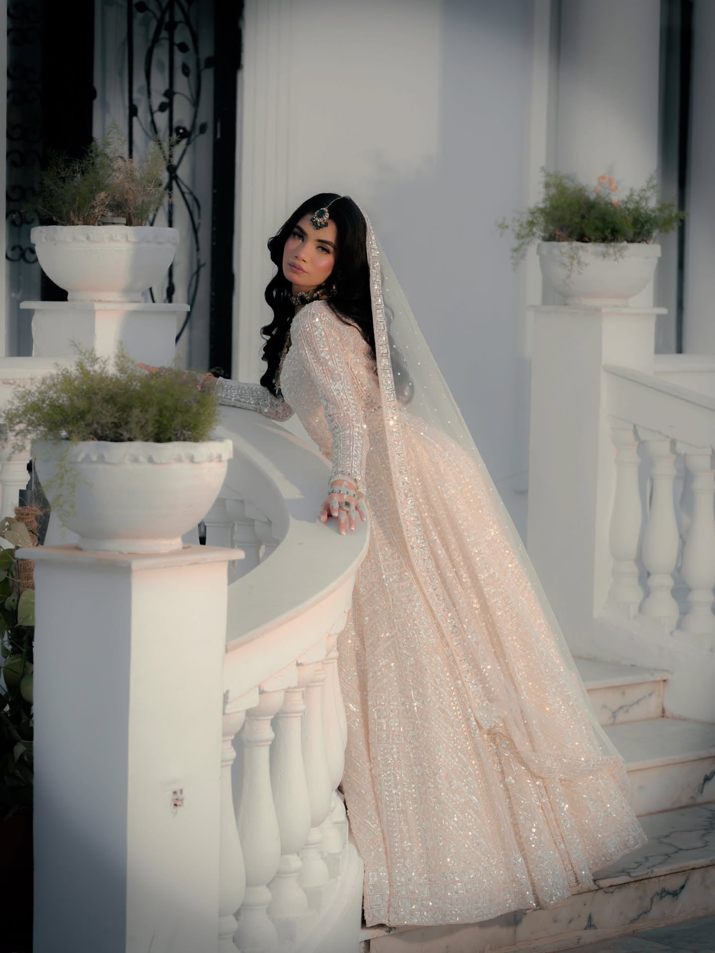 Seema Gujral Formal-SJ01